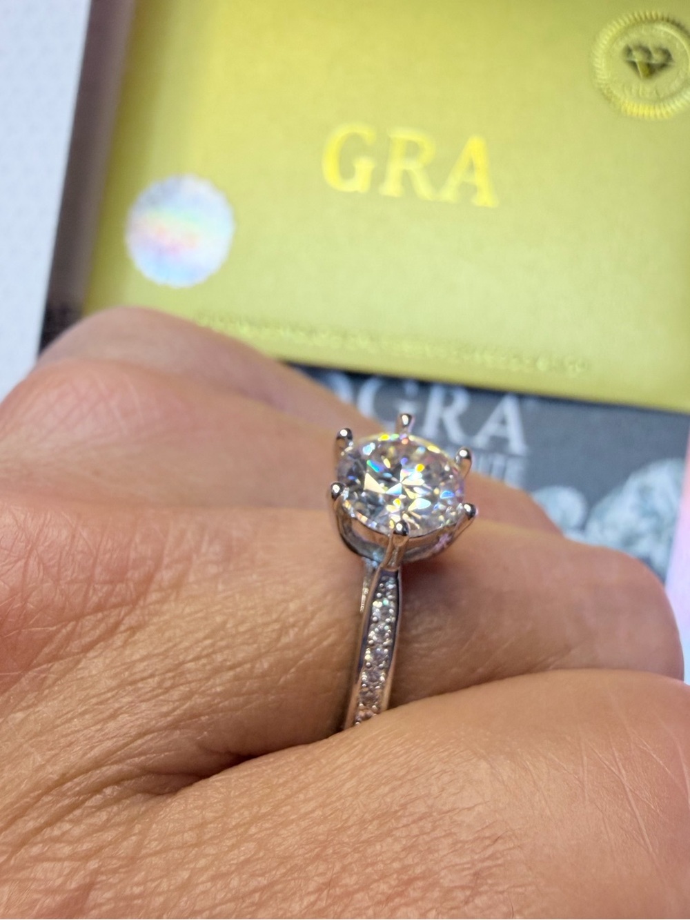 New Elegant 2 Carat Moissanite Ring with Pave' Band - Women Jewelry Size 7 - Picture 3 of 6